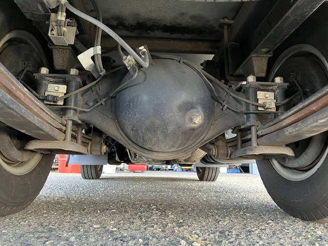 いすゞエルフ冷凍車（冷蔵車）小型（2t・3t）[写真21]