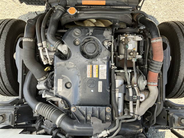 いすゞエルフ冷凍車（冷蔵車）小型（2t・3t）[写真22]