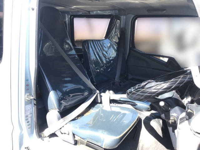 三菱ふそうキャンターダブルキャブ（Wキャブ）小型（2t・3t）[写真31]