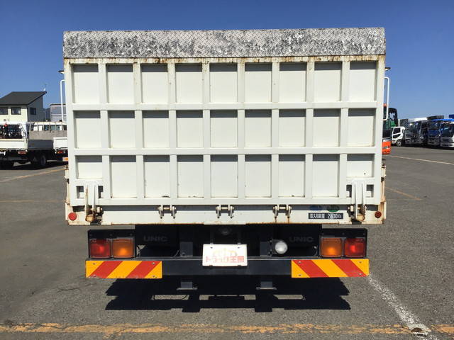 いすゞフォワードセーフティローダー中型（4t）[写真08]