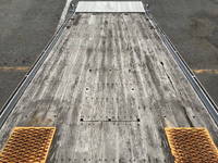 いすゞフォワードセーフティローダー中型（4t）[写真11]