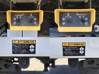 いすゞフォワードセーフティローダー中型（4t）[写真16]