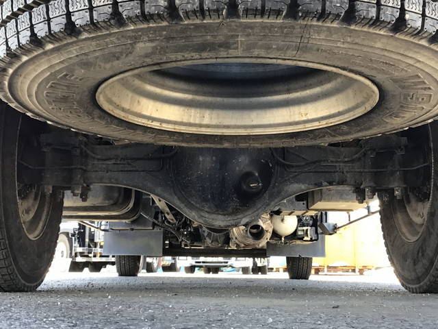 いすゞフォワードセーフティローダー中型（4t）[写真23]