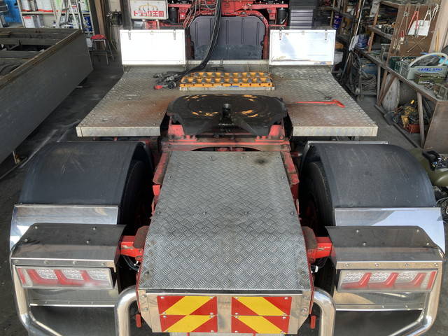 三菱ふそうスーパーグレートトレーラーヘッド（トラクターヘッド）大型（10t）[写真10]