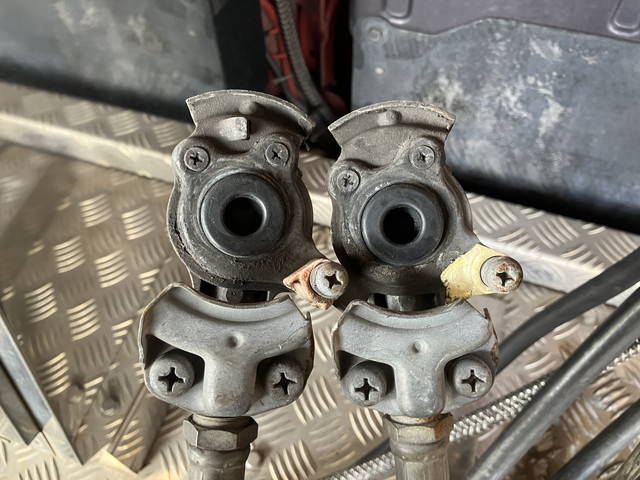 三菱ふそうスーパーグレートトレーラーヘッド（トラクターヘッド）大型（10t）[写真13]