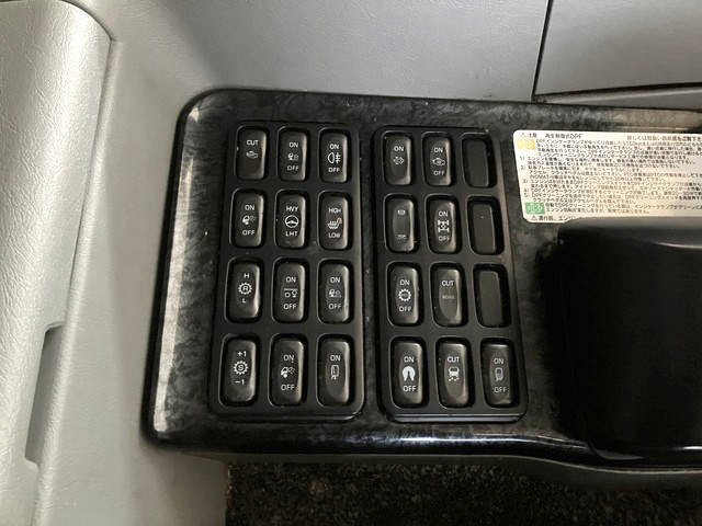 三菱ふそうスーパーグレートトレーラーヘッド（トラクターヘッド）大型（10t）[写真36]