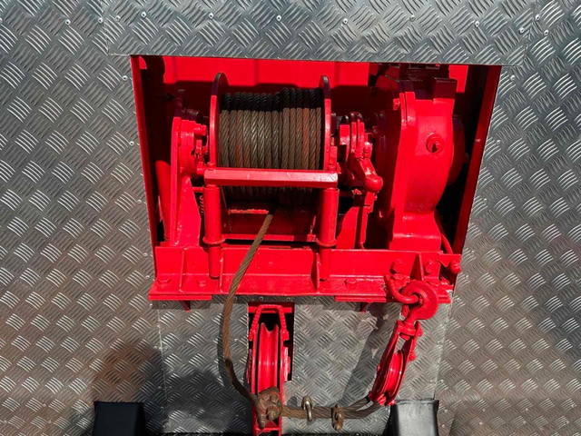 いすゞギガセルフローダー大型（10t）[写真16]