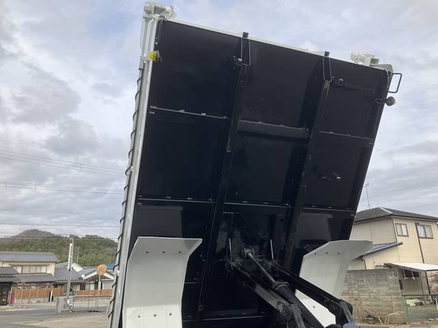 いすゞフォワードダンプ中型（4t）[写真16]