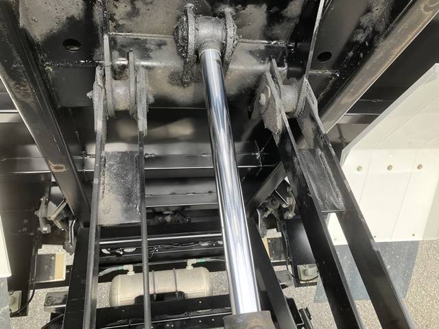 いすゞフォワードダンプ中型（4t）[写真17]