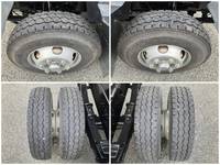 いすゞフォワードダンプ中型（4t）[写真18]