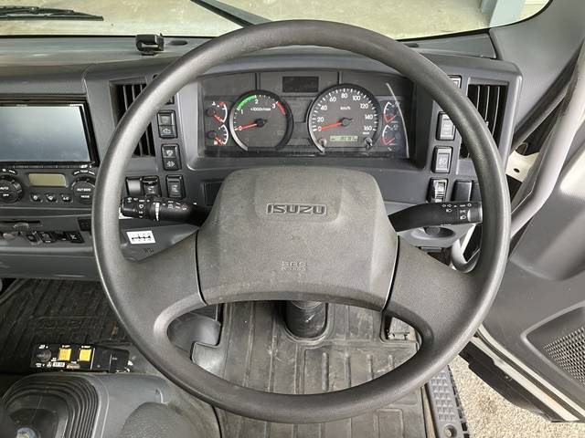 いすゞフォワードダンプ中型（4t）[写真36]