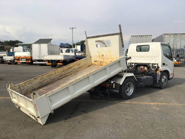 日野デュトロローダーダンプ小型（2t・3t）[写真02]