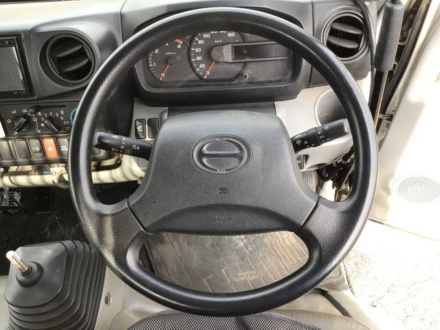 日野デュトロローダーダンプ小型（2t・3t）[写真37]