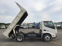 日野デュトロローダーダンプ小型（2t・3t）[写真08]