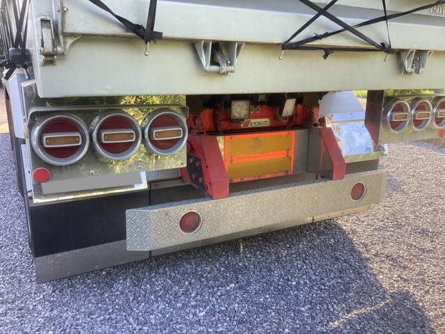 日野レンジャーダンプ増トン（6t・8t）[写真11]