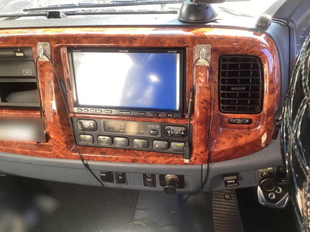 日野レンジャーダンプ増トン（6t・8t）[写真35]