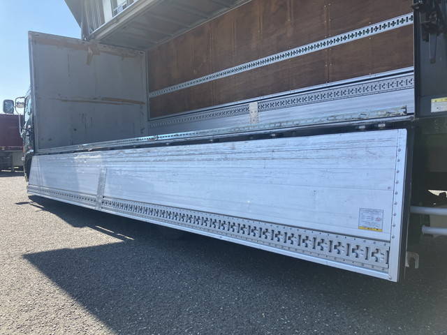 日野レンジャーアルミウイング中型（4t）[写真14]