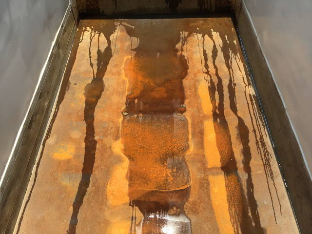 UDトラックスコンドル深ダンプ（土砂禁ダンプ）中型（4t）[写真13]