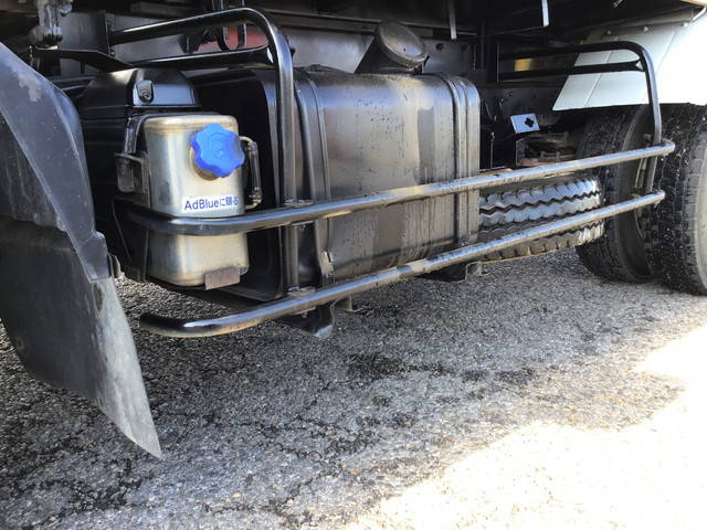 UDトラックスコンドル深ダンプ（土砂禁ダンプ）中型（4t）[写真18]