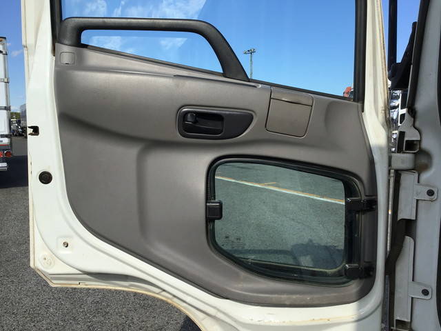 UDトラックスコンドル深ダンプ（土砂禁ダンプ）中型（4t）[写真30]