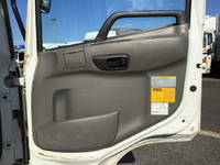 UDトラックスコンドル深ダンプ（土砂禁ダンプ）中型（4t）[写真31]