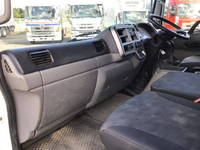 UDトラックスコンドル深ダンプ（土砂禁ダンプ）中型（4t）[写真32]