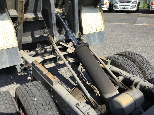 いすゞエルフ深ダンプ（土砂禁ダンプ）小型（2t・3t）[写真20]