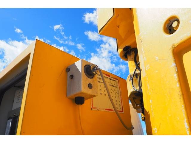 いすゞエルフ高所作業車小型（2t・3t）[写真15]