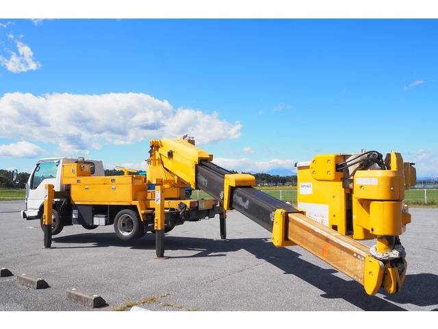 いすゞエルフ高所作業車小型（2t・3t）[写真02]