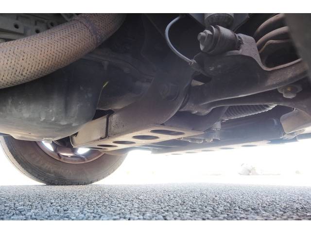 いすゞエルフ高所作業車小型（2t・3t）[写真26]