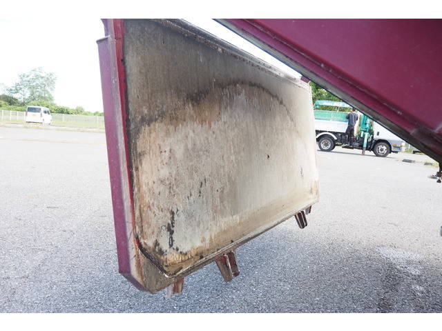 三菱ふそうファイター深ダンプ（土砂禁ダンプ）中型（4t）[写真20]