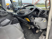 日野デュトロアルミバン小型（2t・3t）[写真12]