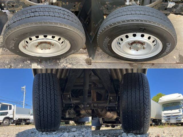 トヨタトヨエース平ボディ小型（2t・3t）[写真21]