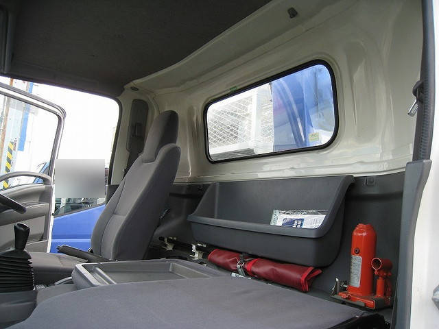 いすゞエルフクレーン4段小型（2t・3t）[写真17]