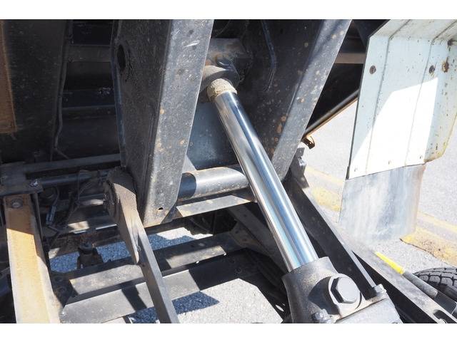 三菱ふそうキャンターダンプ小型（2t・3t）[写真16]