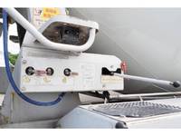 三菱ふそうスーパーグレートミキサー車（コンクリートミキサー）大型（10t）[写真12]