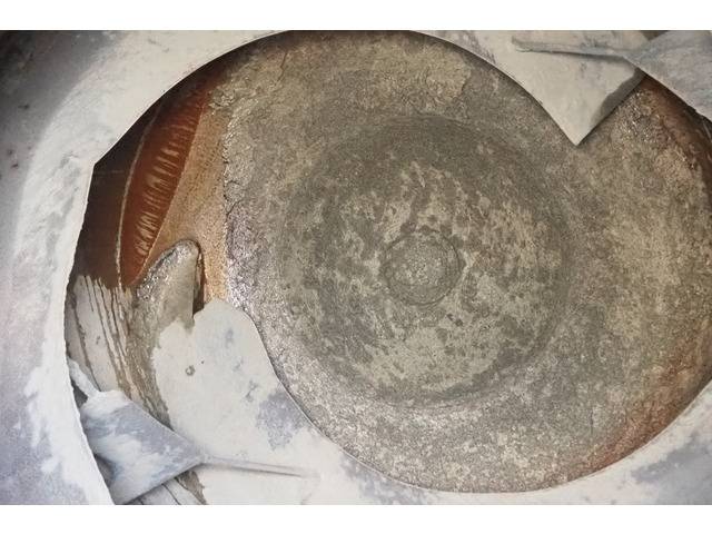 三菱ふそうスーパーグレートミキサー車（コンクリートミキサー）大型（10t）[写真17]