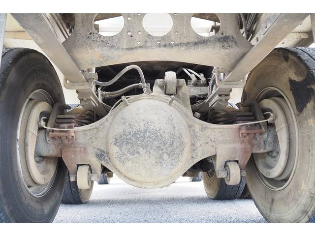 三菱ふそうスーパーグレートミキサー車（コンクリートミキサー）大型（10t）[写真21]