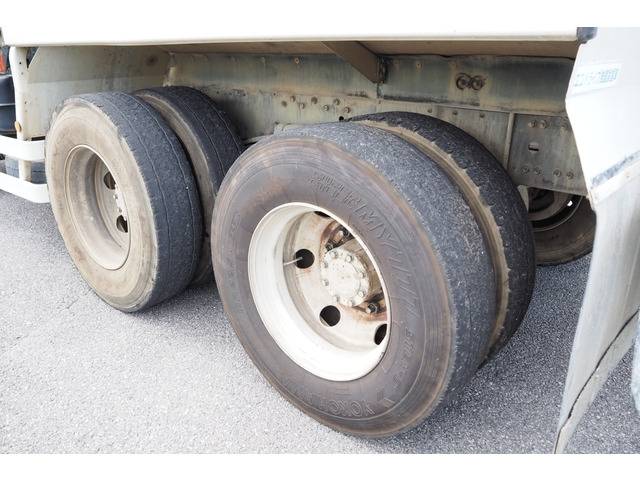 三菱ふそうスーパーグレートミキサー車（コンクリートミキサー）大型（10t）[写真22]