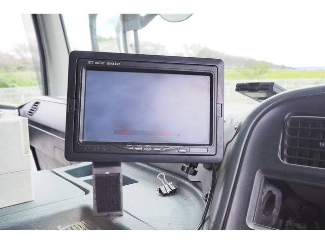 三菱ふそうスーパーグレートミキサー車（コンクリートミキサー）大型（10t）[写真35]