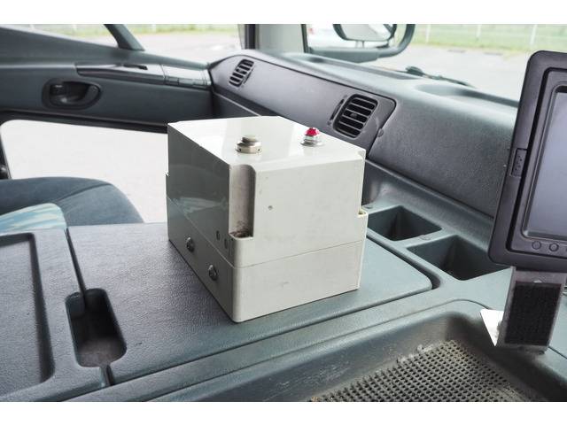 三菱ふそうスーパーグレートミキサー車（コンクリートミキサー）大型（10t）[写真36]