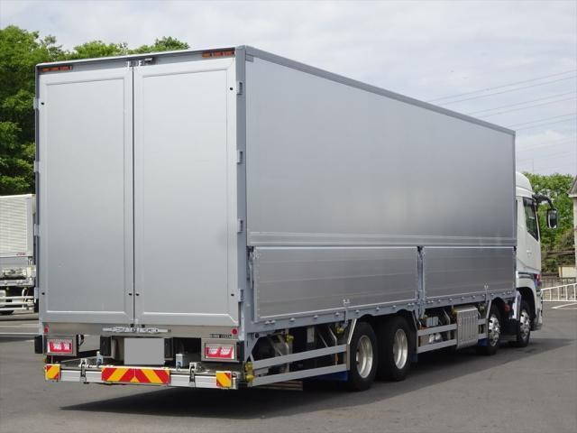三菱ふそうスーパーグレートアルミウイング大型（10t）[写真04]