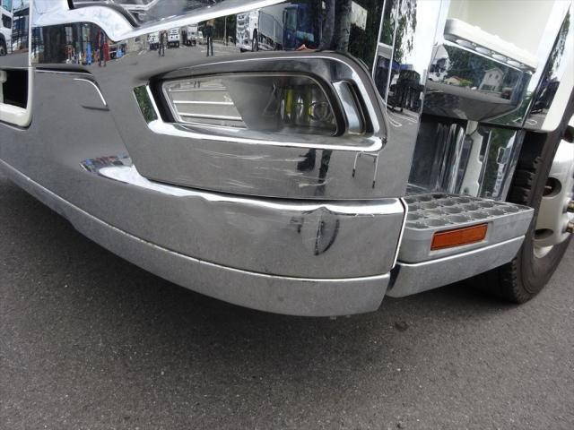 三菱ふそうスーパーグレートアルミウイング大型（10t）[写真06]