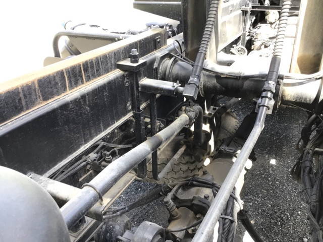 三菱スーパーグレートダンプ大型（10t）[写真15]