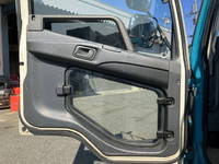 三菱ふそうファイターアルミブロック中型（4t）[写真25]