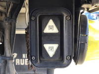 いすゞフォワードパネルウイング中型（4t）[写真16]