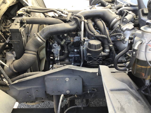 いすゞフォワードパネルウイング中型（4t）[写真21]