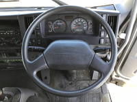 いすゞフォワードパネルウイング中型（4t）[写真33]