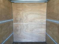 いすゞエルフアルミバン小型（2t・3t）[写真17]