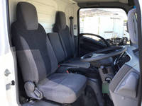 いすゞエルフアルミバン小型（2t・3t）[写真31]